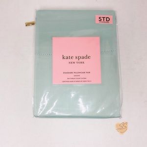 🍂Brand new Kate Spade Standard Pillow Case Pair🍂